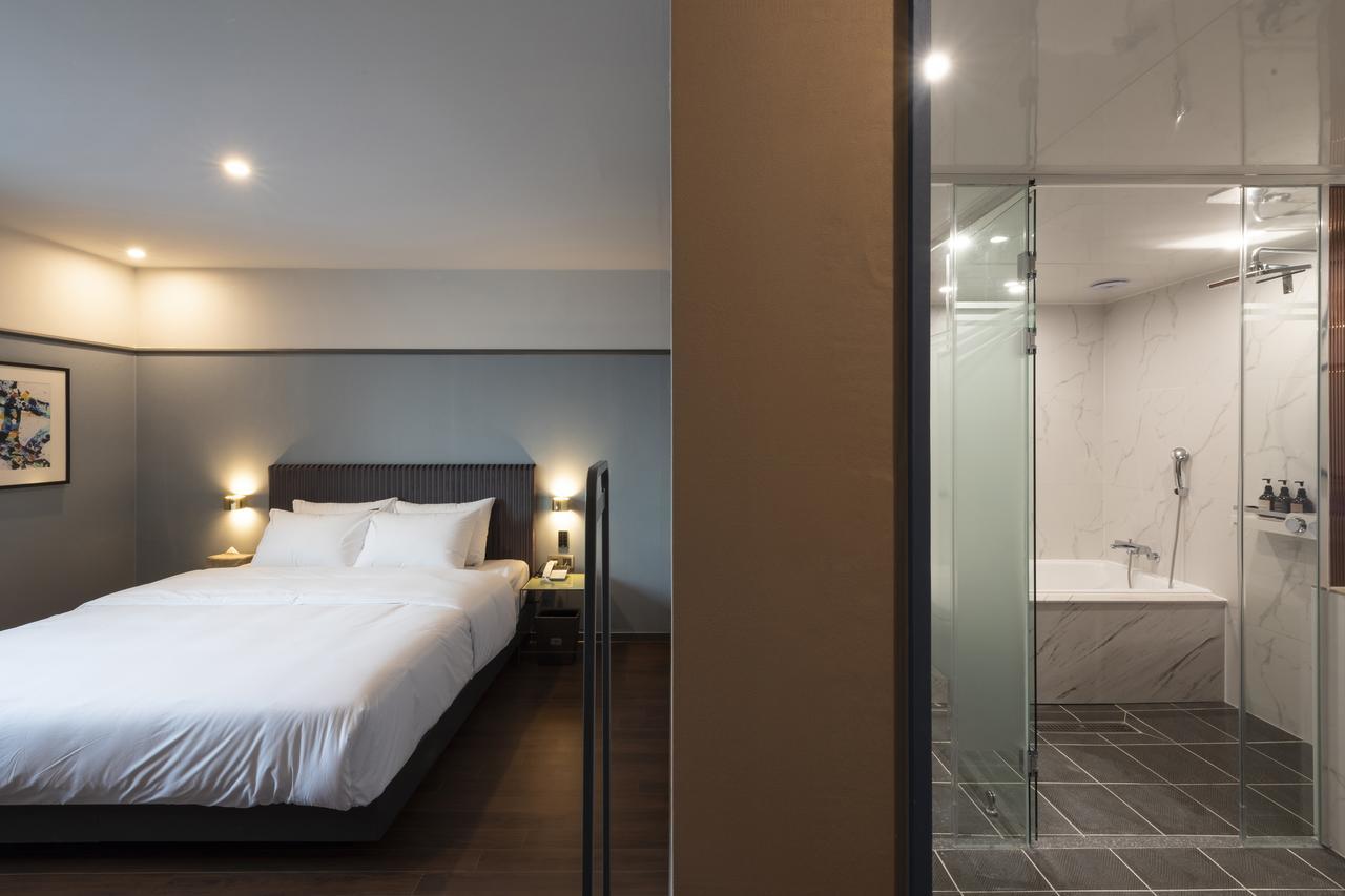 Brown-Dot Hotel Gupo Pusan Zewnętrze zdjęcie