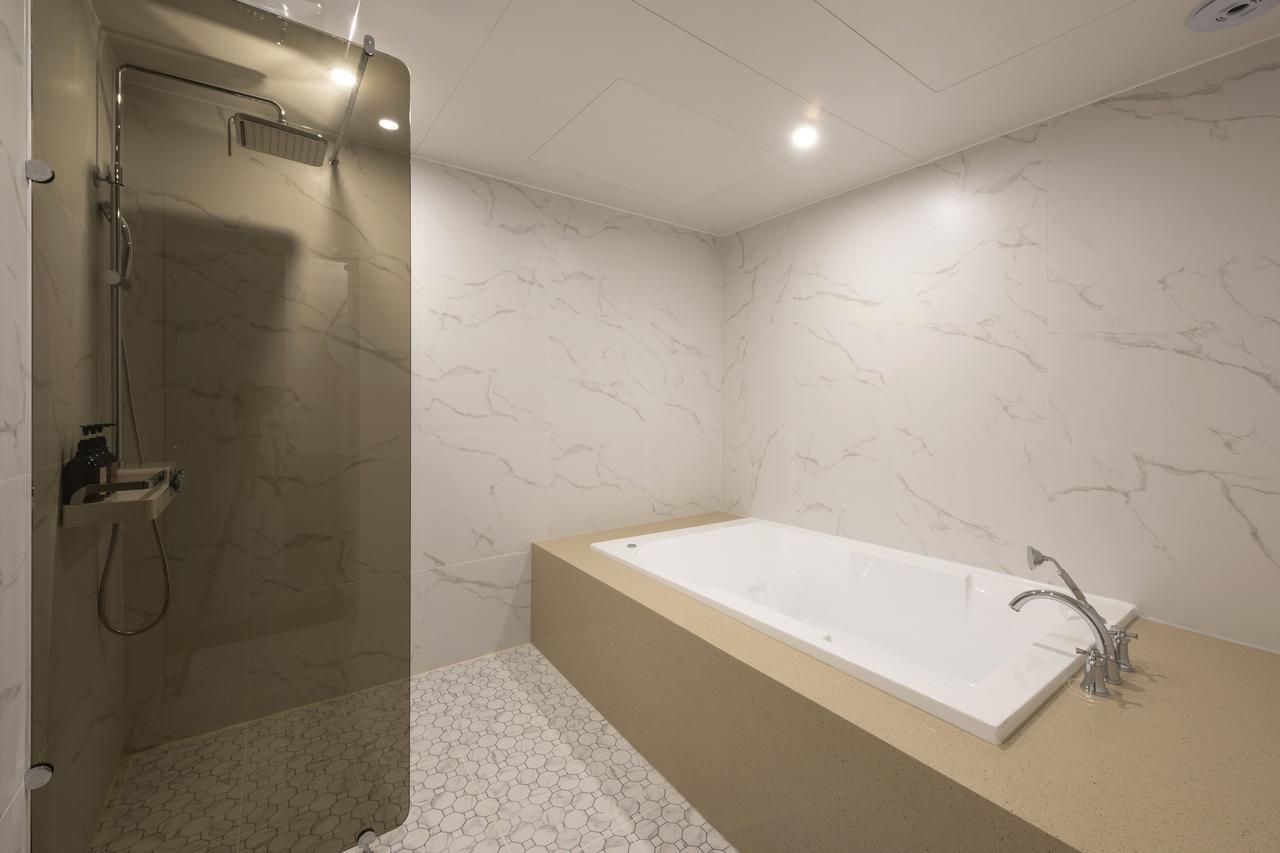 Brown-Dot Hotel Gupo Pusan Zewnętrze zdjęcie