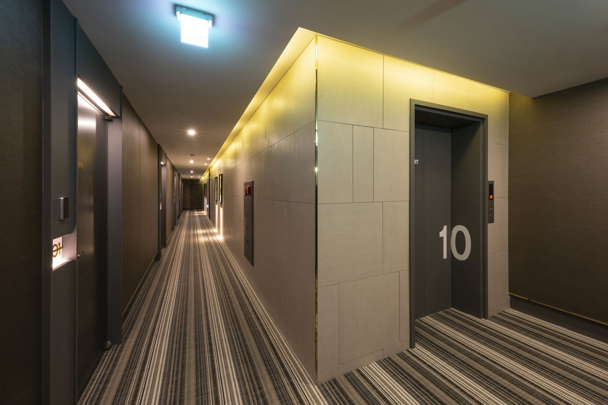 Brown-Dot Hotel Gupo Pusan Zewnętrze zdjęcie